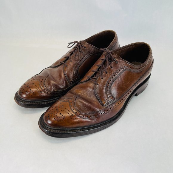 Classic Allen Edmonds MacNeil Brown Leather Wingtips Full Welt - Men’s 10 B main image 7